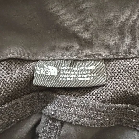 The North Face Paramount Shorts in Black Size 2 - Picture 7 of 8